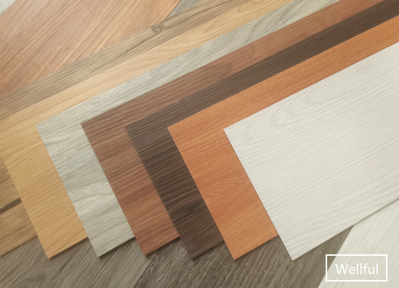 PVC Wood Vinyl Flooring 1.2 Mm Top Layer 0.07mm Slip Resistance